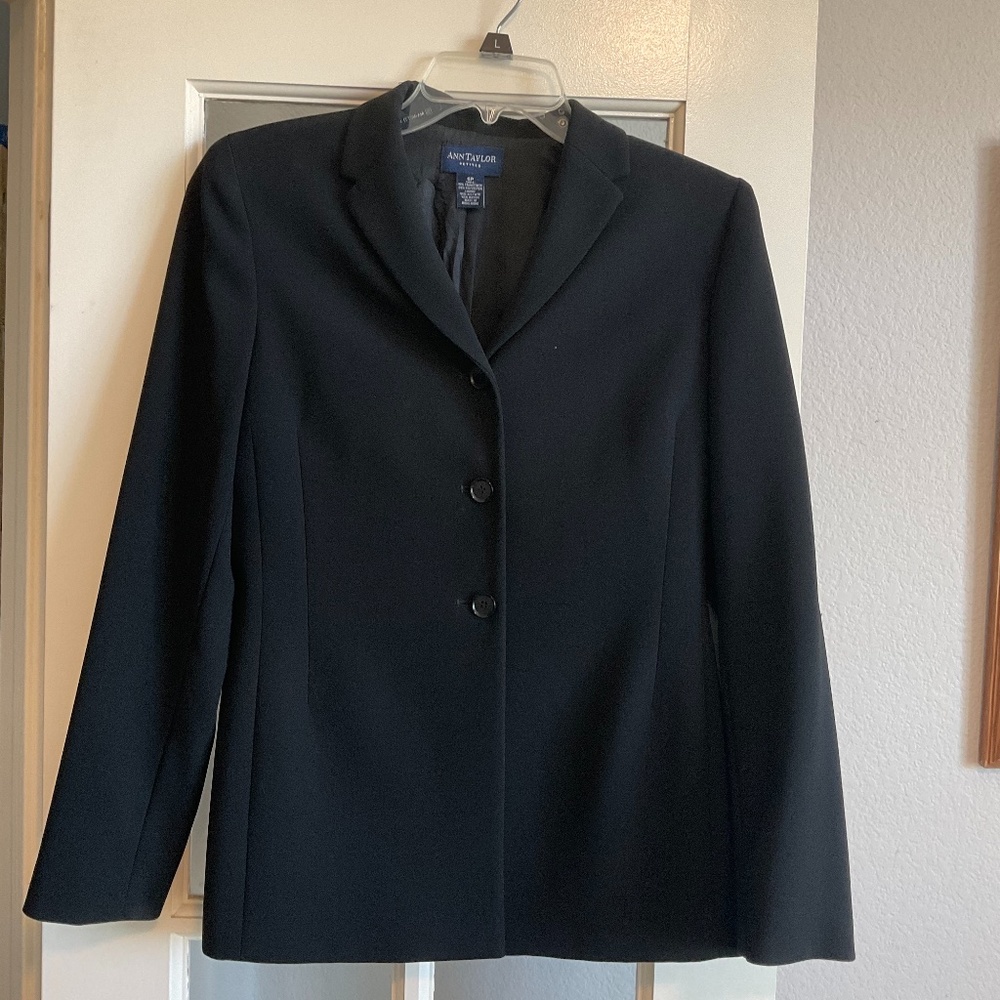 Ann Taylor Petities 6P Suit Jacket